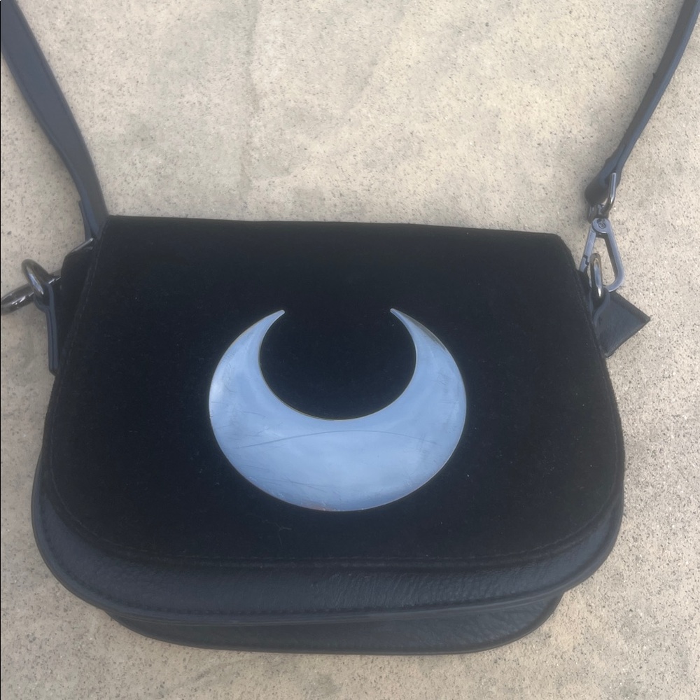 KILLSTAR Callisto Black Faux Leather Metal Cresecent Moon Small Crossbody Purse - Picture 4 of 12